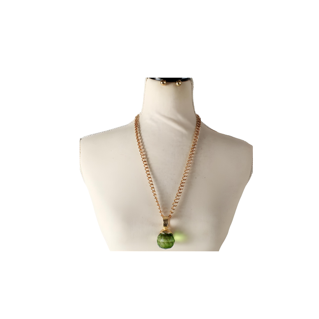 Chain Link Pendant Necklace