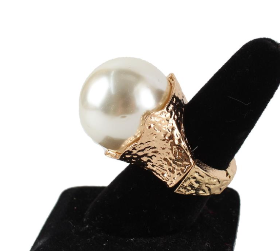 Pearl Ring