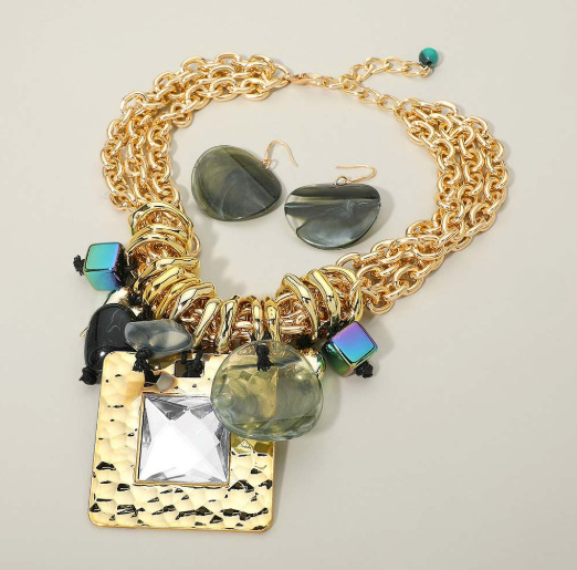 Bold Statement Necklace with Square Pendant