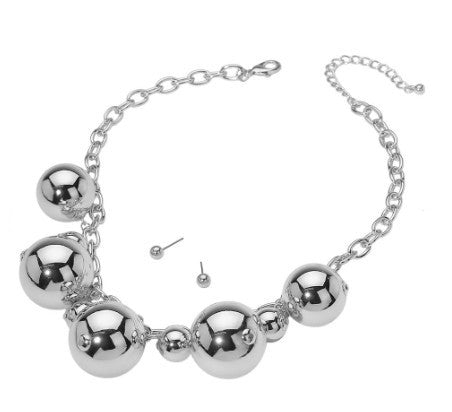 Chunky Silver Ball Necklace Set