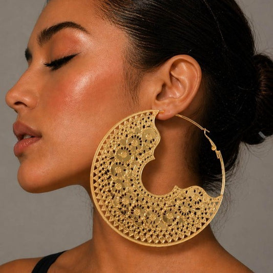 Oversized Designed Disc Hoops