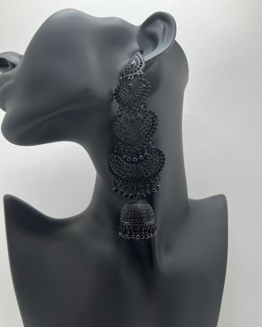 Black Abstract Dnagling Earrings