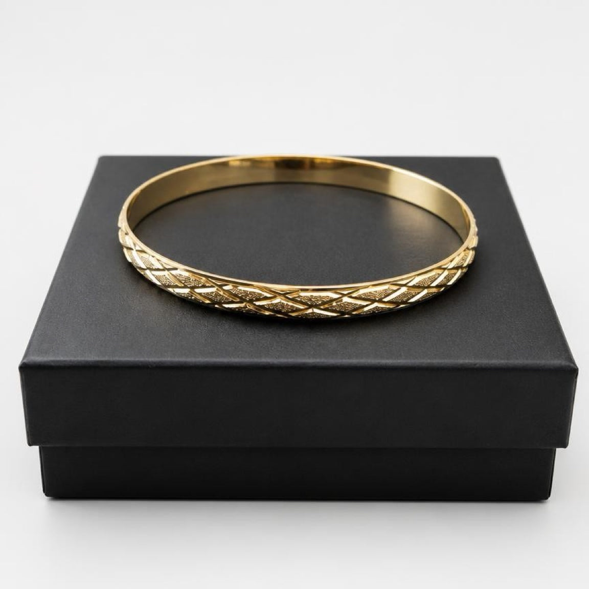 Texture Bangle, Gold-Filled: Petite Fit